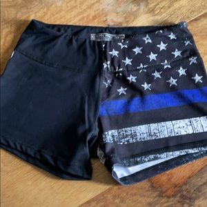 Born Primitive booty shorts - size small